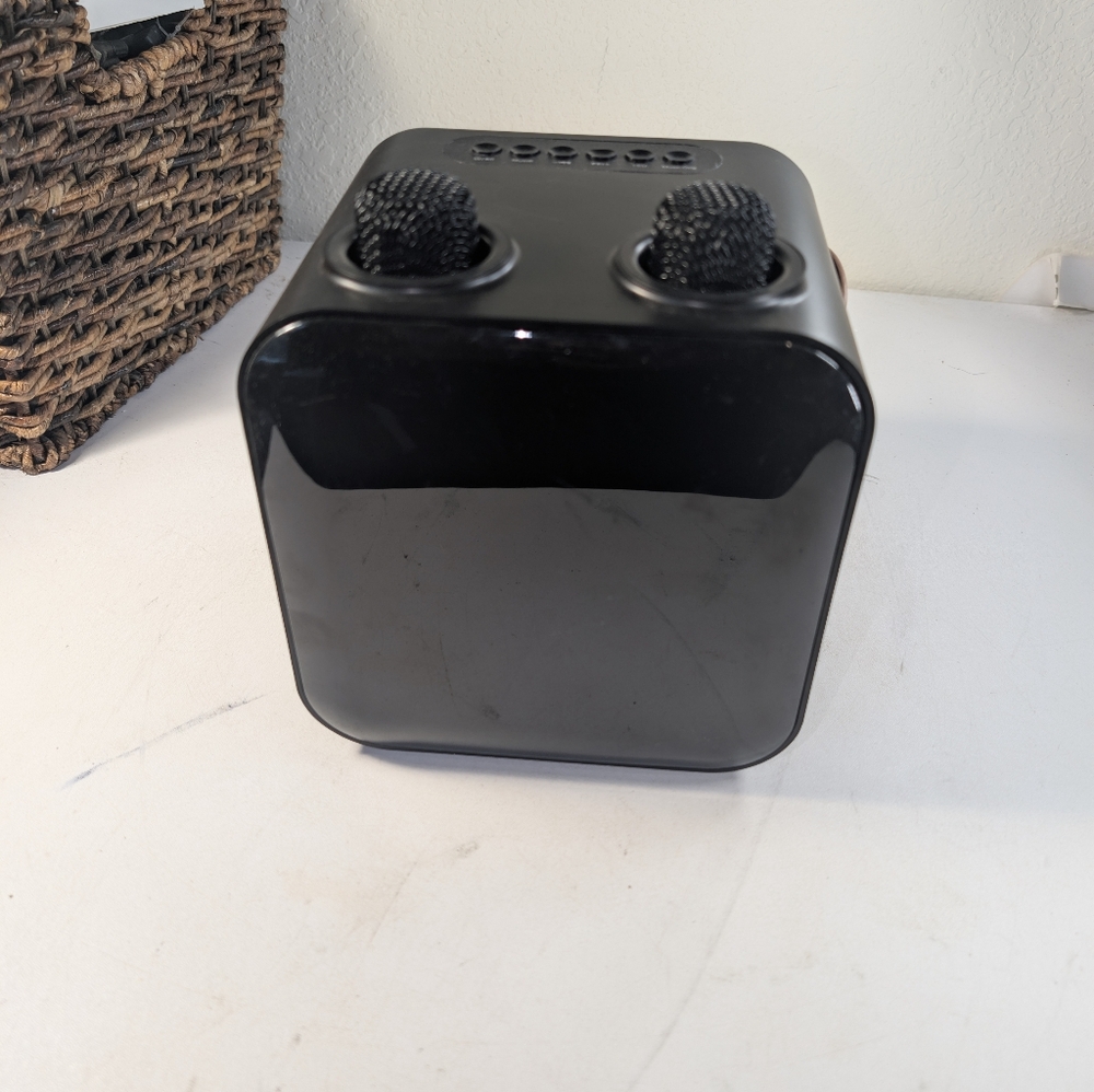 SP - 300 KARAOKE SPEAKER Poppy Disco